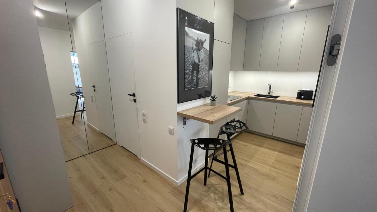 Apartament 4 Bed 2 Room Varsovia Exterior foto